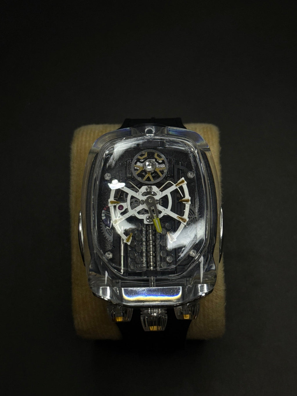 🏎️ Bugatti Chiron Black & Silver Watch – Premium Rubber Strap Edition - sheikhstore